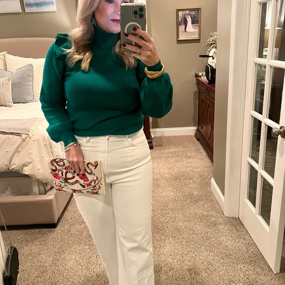 Meet your Posher, Angela - Picture 4 of 6